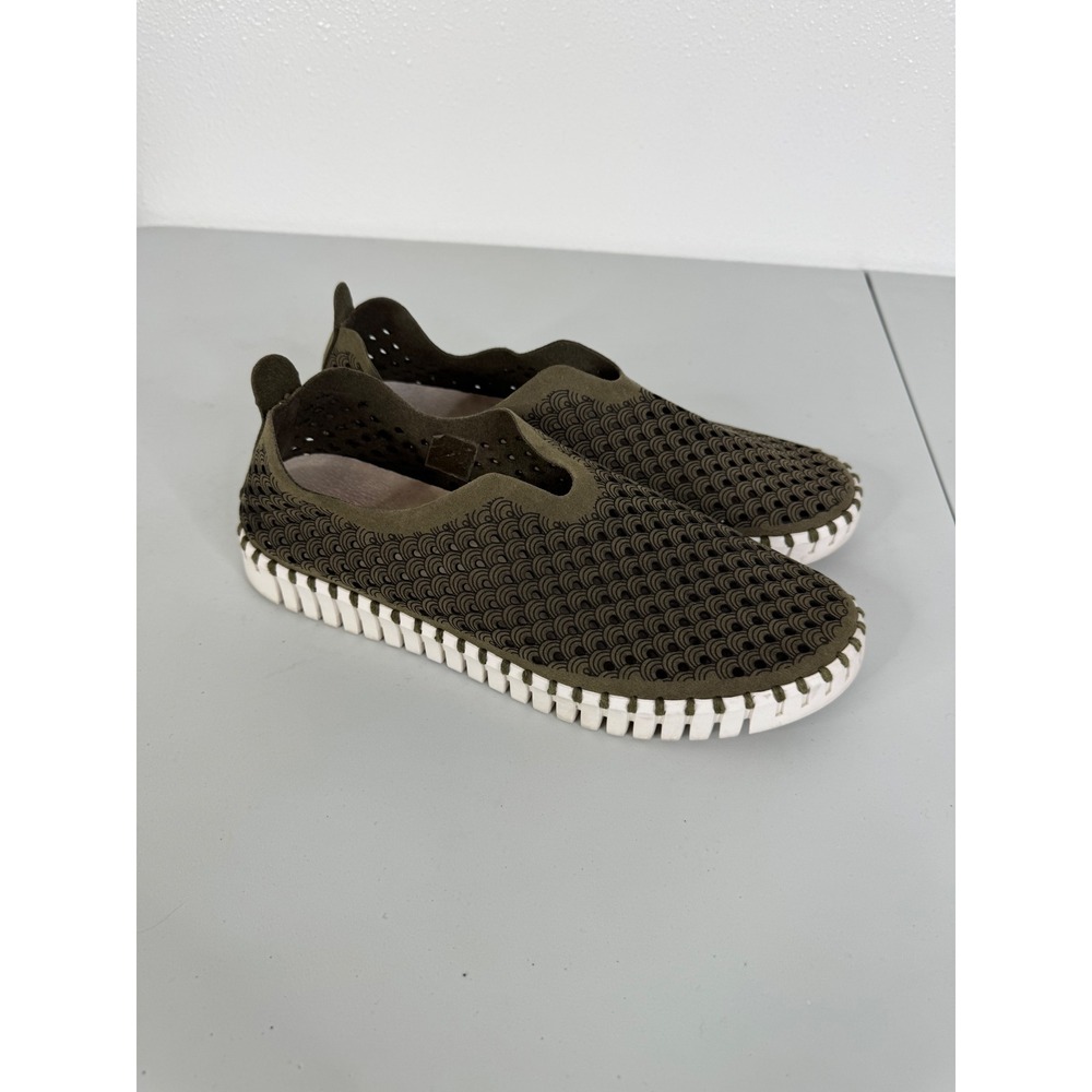Ilse Jacobsen Tulip 139 Olive Green Scalloped Perforated Slip On Flats EU 39